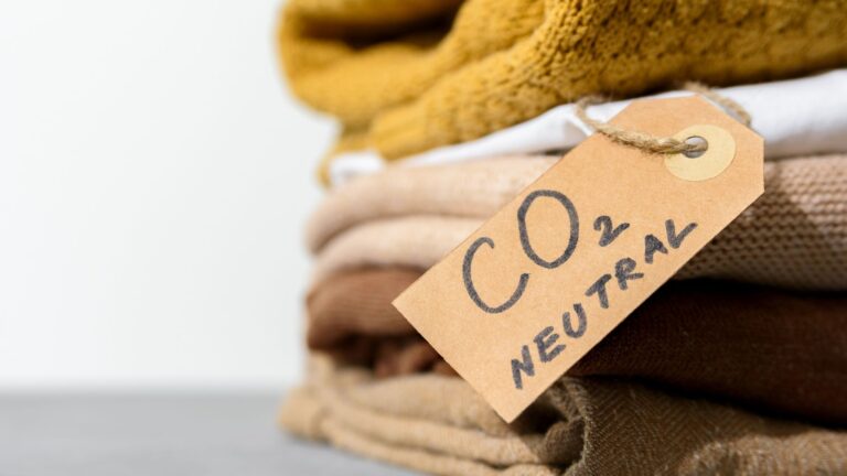 Laundry sheet less carbon emission